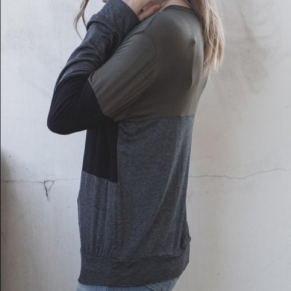 Color Block Cutout Top - Picture 2 of 3